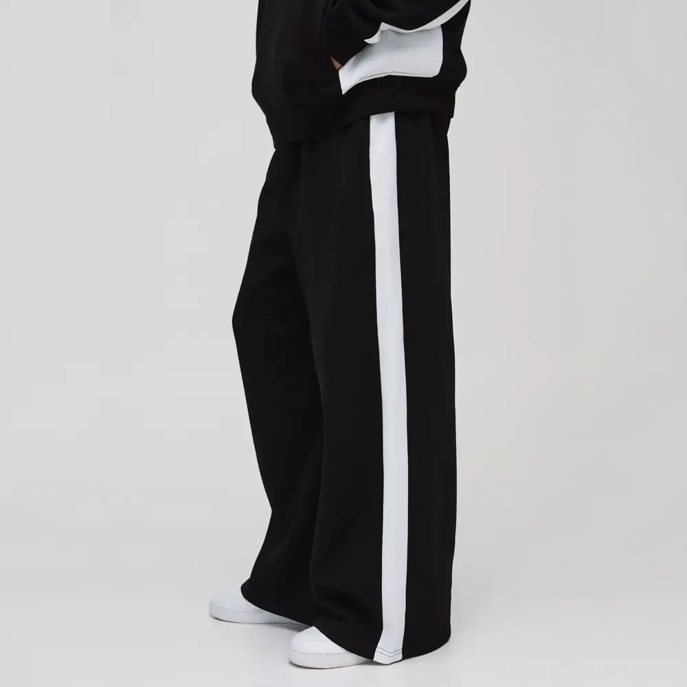 Relaxed Flared Carpenter Paint Splatter Trousers